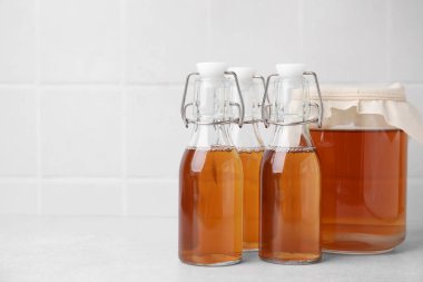 tasty-kombucha-glass-jar-bottles