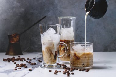 iced-coffee-cocktail-frappe-ice