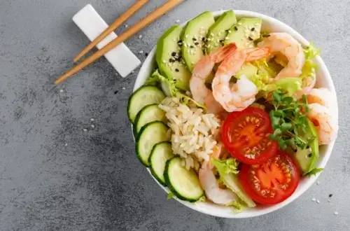 recette du poke bowl à la crevette
